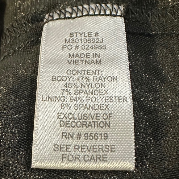 John Paul Richard Textured Floral Bell Sleeve, Black/Cream Blouse with Lace. - Picture 14 of 15